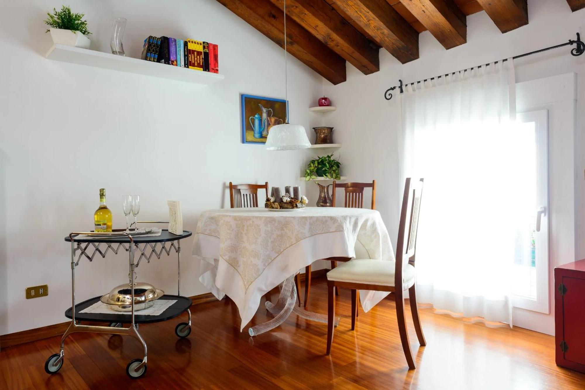 Apartment Deluxe Isola Di Mezzo Treviso Esterno foto
