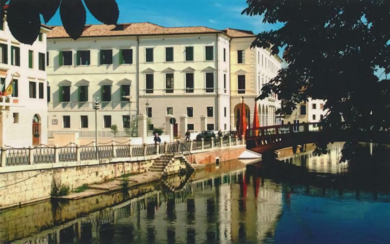Apartment Deluxe Isola Di Mezzo Treviso Esterno foto